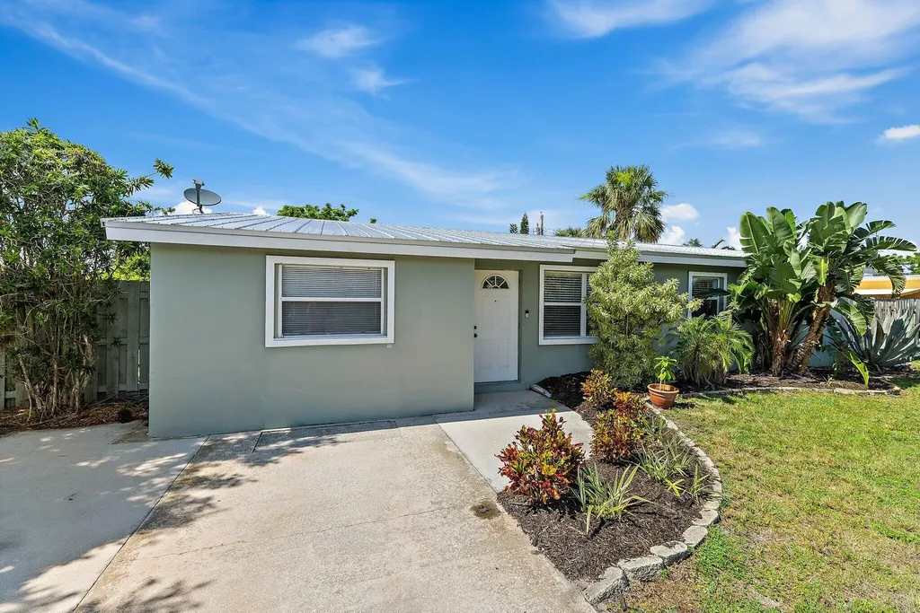 1157 Nw 14th Terrace Stuart FL 34994