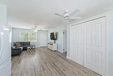 1157 Nw 14th Terrace Stuart FL 34994