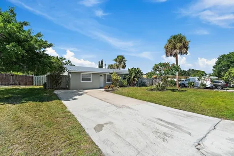 1157 Nw 14th Terrace Stuart FL 34994