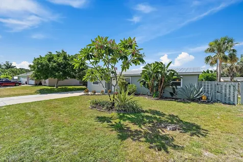 1157 Nw 14th Terrace Stuart FL 34994