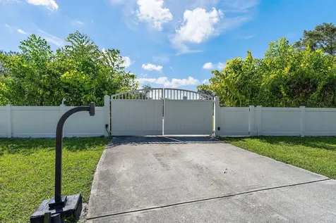 3327 Sw Bessey Creek Trail Palm City FL 34990