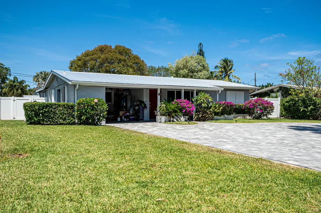 137 Nw 7th Street Boca Raton FL 33432
