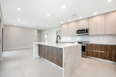 1182 Sw 7th Street Boca Raton FL 33486