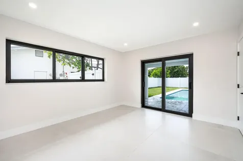 1182 Sw 7th Street Boca Raton FL 33486