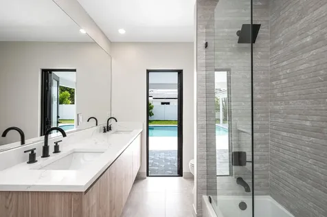 1182 Sw 7th Street Boca Raton FL 33486