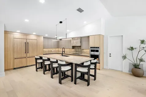 8090 Twin Lake Drive Boca Raton FL 33496