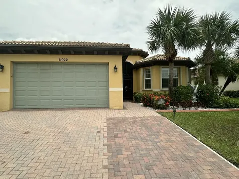 11922 Sw Crestwood Circle Port Saint Lucie FL 34987