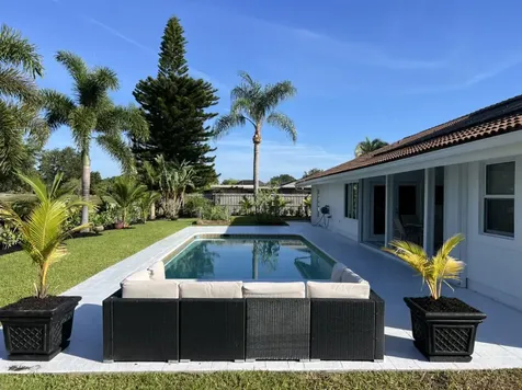 1951 Se Erwin Road Port Saint Lucie FL 34952