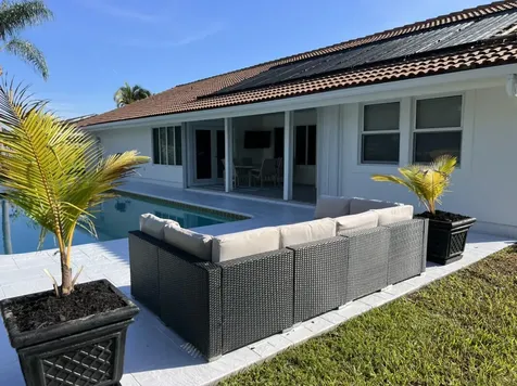 1951 Se Erwin Road Port Saint Lucie FL 34952