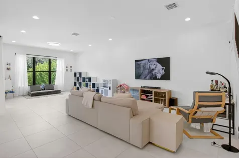 8516 Swinley Forest Way Boca Raton FL 33434