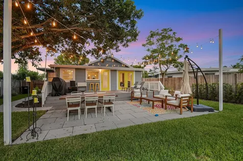 826 Se 4th Avenue Delray Beach FL 33483