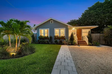 826 Se 4th Avenue Delray Beach FL 33483