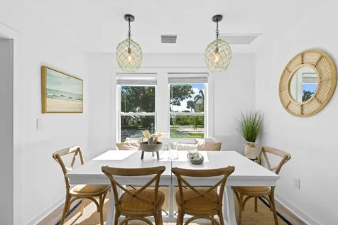 826 Se 4th Avenue Delray Beach FL 33483