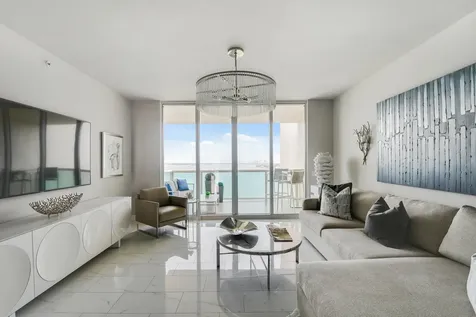2650 Lake Shore Drive Riviera Beach FL 33404