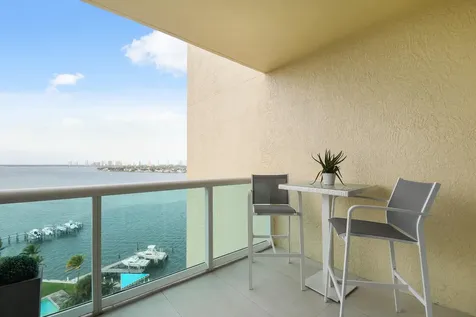 2650 Lake Shore Drive Riviera Beach FL 33404