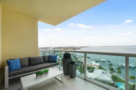 2650 Lake Shore Drive Riviera Beach FL 33404