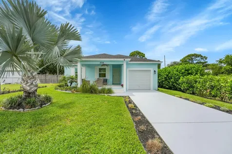 5715 Se Pine Drive Stuart FL 34997