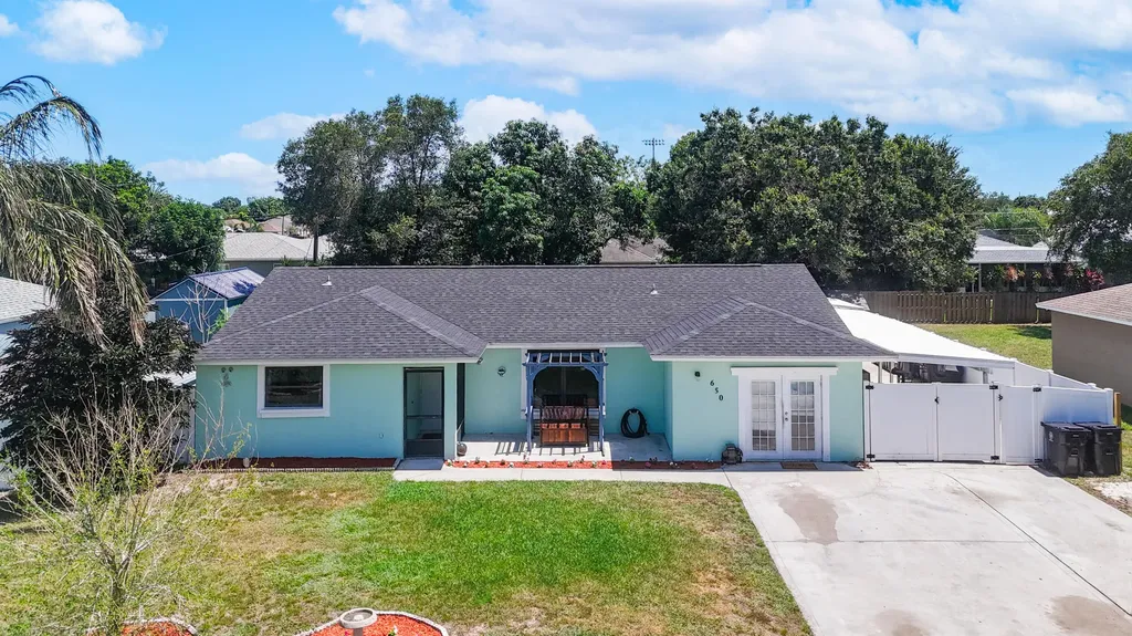 650 Sw Lucero Drive Port Saint Lucie FL 34983