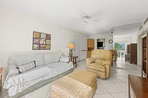 424 N Riverside Drive Pompano Beach FL 33062
