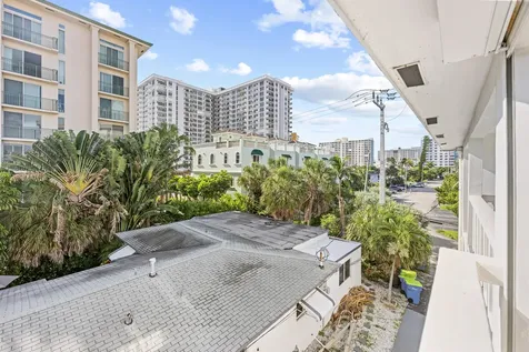424 N Riverside Drive Pompano Beach FL 33062