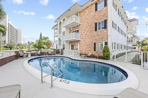 424 N Riverside Drive Pompano Beach FL 33062