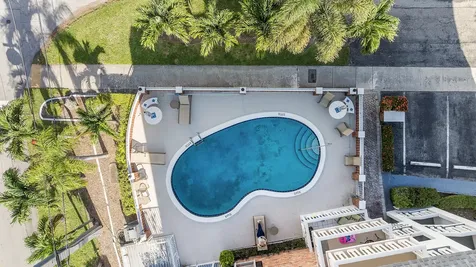424 N Riverside Drive Pompano Beach FL 33062