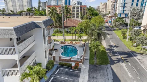 424 N Riverside Drive Pompano Beach FL 33062