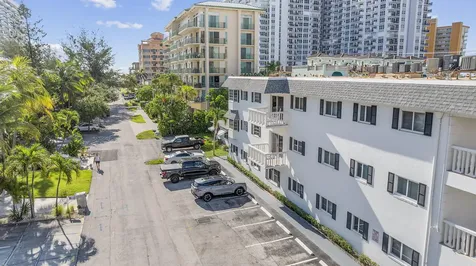 424 N Riverside Drive Pompano Beach FL 33062