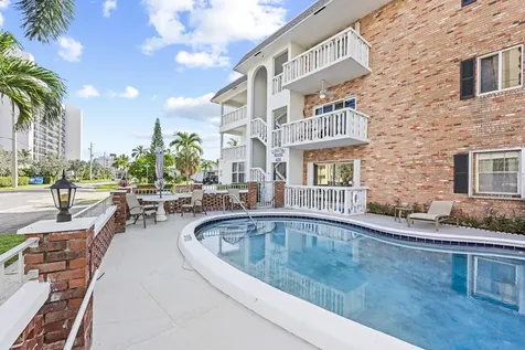 424 N Riverside Drive Pompano Beach FL 33062