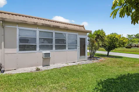 360 Seville O Delray Beach FL 33446