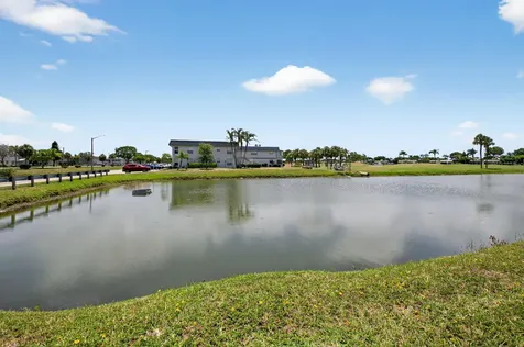 360 Seville O Delray Beach FL 33446
