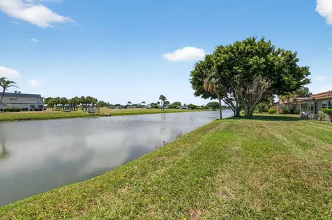360 Seville O Delray Beach FL 33446