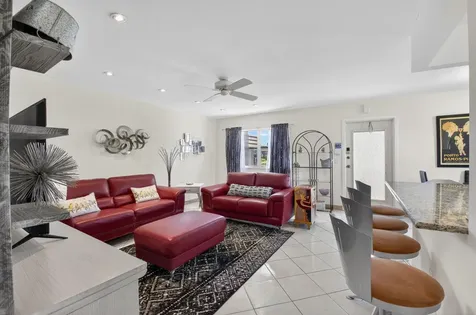 360 Seville O Delray Beach FL 33446