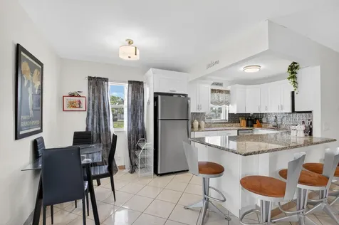 360 Seville O Delray Beach FL 33446