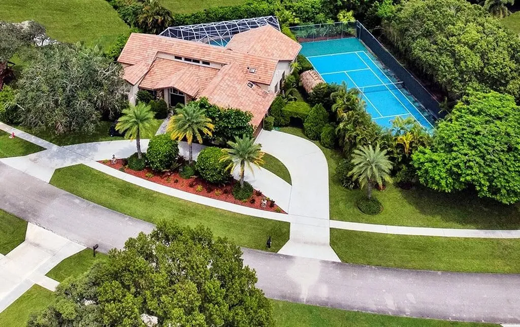 15835 Meadow Wood Drive Wellington FL 33414