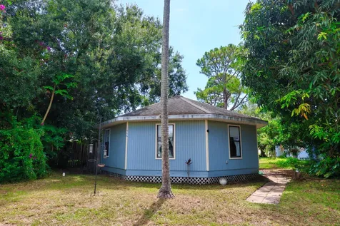 1466 Sw 24th Avenue Vero Beach FL 32962