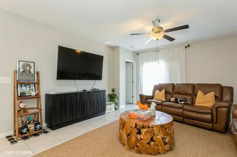 5126 Dandelion Street Apollo Beach FL 33572