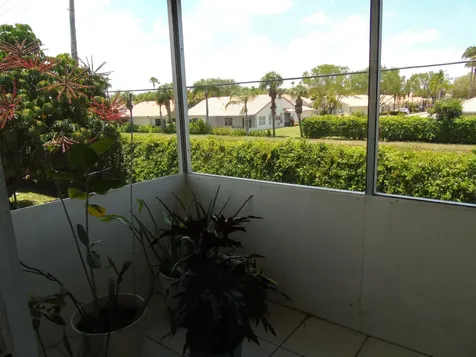 219 Normandy E Delray Beach FL 33484