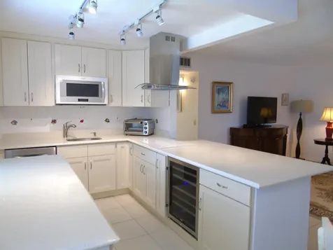 219 Normandy E Delray Beach FL 33484