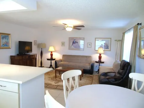 219 Normandy E Delray Beach FL 33484