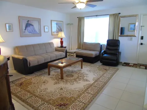 219 Normandy E Delray Beach FL 33484