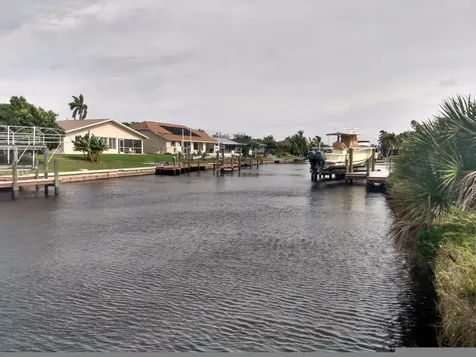 1727 SE 16th Street Cape Coral FL 33990