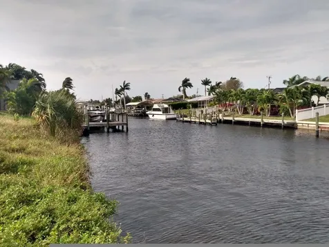 1727 SE 16th Street Cape Coral FL 33990