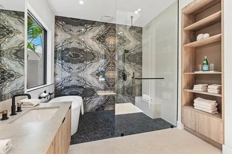 5323 Ascot Bend Boca Raton FL 33496