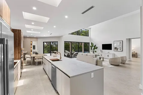 5323 Ascot Bend Boca Raton FL 33496