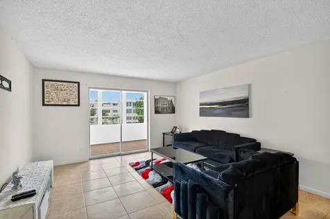 2615 Ne 3rd Court Boynton Beach FL 33435