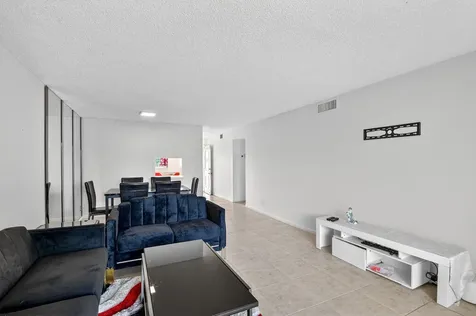 2615 Ne 3rd Court Boynton Beach FL 33435