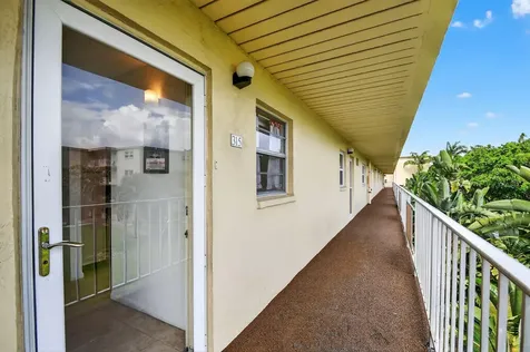 2615 Ne 3rd Court Boynton Beach FL 33435
