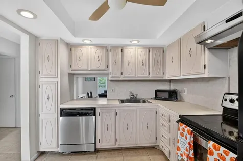 2615 Ne 3rd Court Boynton Beach FL 33435