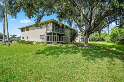 23 Lake Vista Trail Port Saint Lucie FL 34952